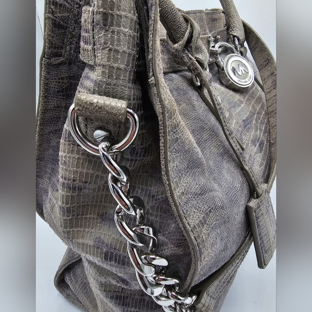 Michael Kors Lizard Embossed Hamilton Tote - Picture 4 of 7